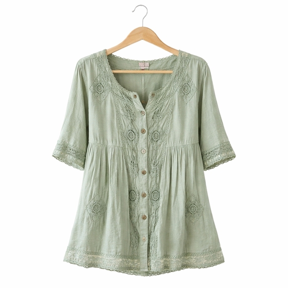 BRAJA Green Shirt with Embroidered Details and Tie Back - Handcrafted XL/XXL - Picture 3 of 10